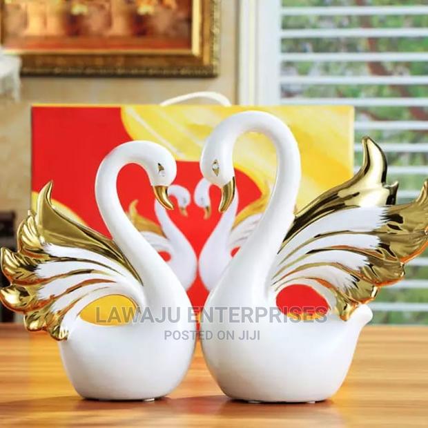 Nordic Swan Ceramic Home Decorative Creative Love Ornaments - main view
