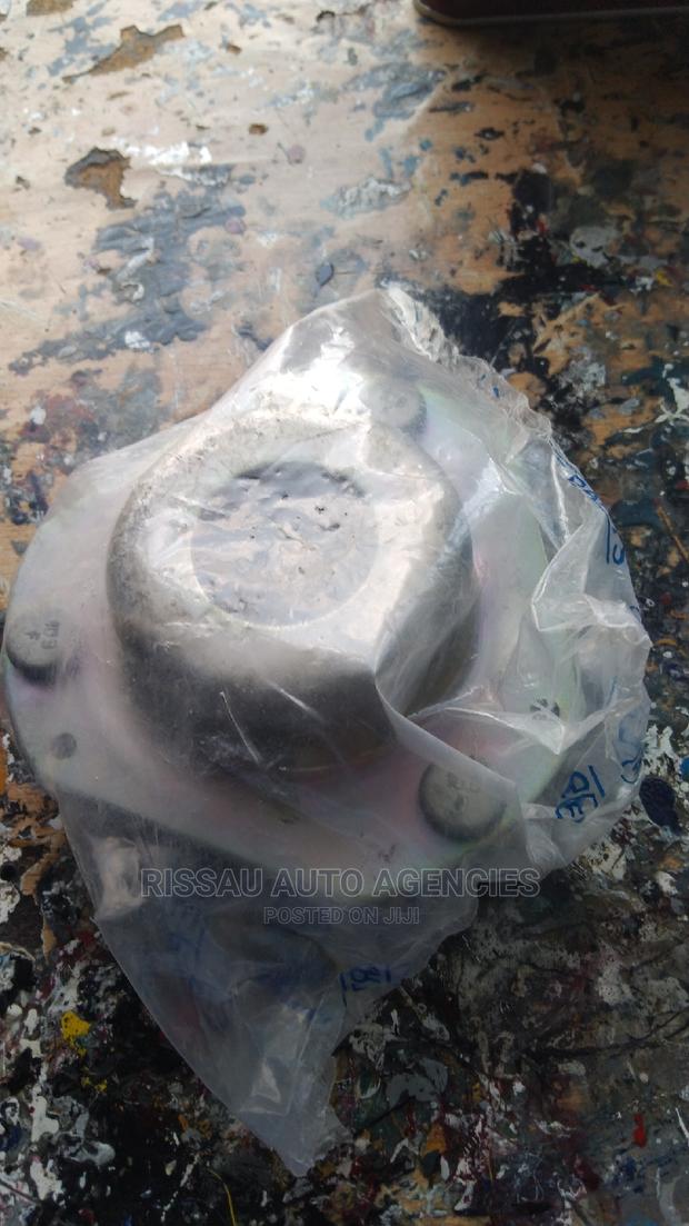 Mazda Demio Shock Mountings