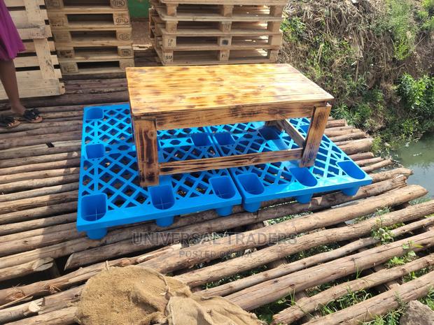 Coffee Table - Brilliant Brown - main view