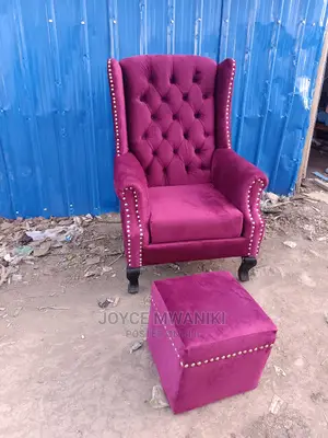 1 King Chair and a Stool