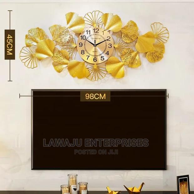3d Metal Ginkgo Leaves Modern Home Decor Large Wall Clock - thumbnail 2