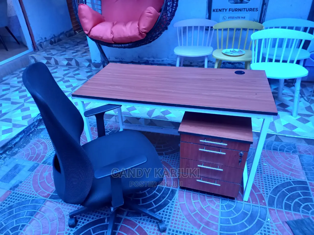 Ergonomic Office Chair Plus 1.4m Desk
