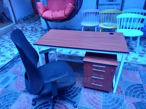 Ergonomic Office Chair Plus 1.4m Desk
