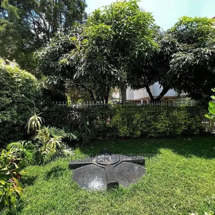 4bdrm Townhouse / Terrace in Lavington for rent