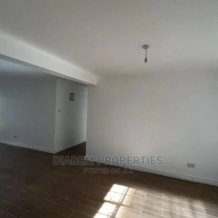 3bdrm Apartment in Lavington for Rent