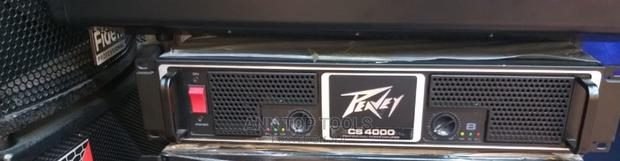Peavey CS 4000 Power Amplifier - thumbnail 2