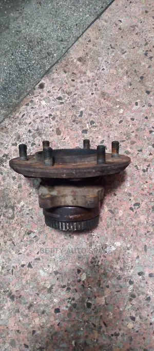 Toyota Hiace Hub