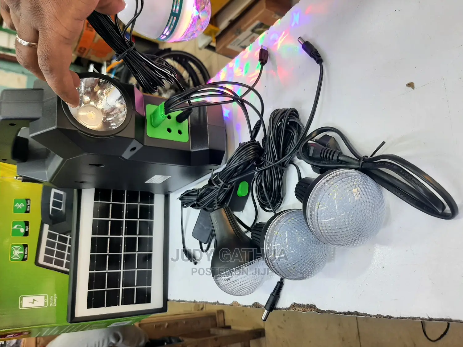 6 Bulb Solar Light