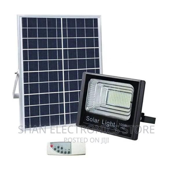 Modern Solar Flood Light With Remote Control 100watts - main view