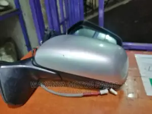 Toyota Auris 2006/2010 Power Side Mirror, Clean Ex Japan