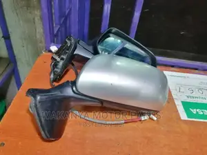 Toyota Auris 2006/2010 Power Side Mirror, Clean Ex Japan