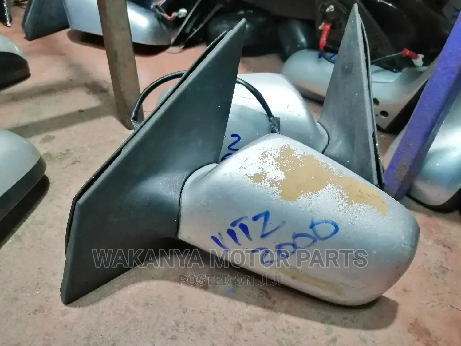 Toyota Vitz 2000/01/02/03/04 Powered Side Mirror, Ex Japan