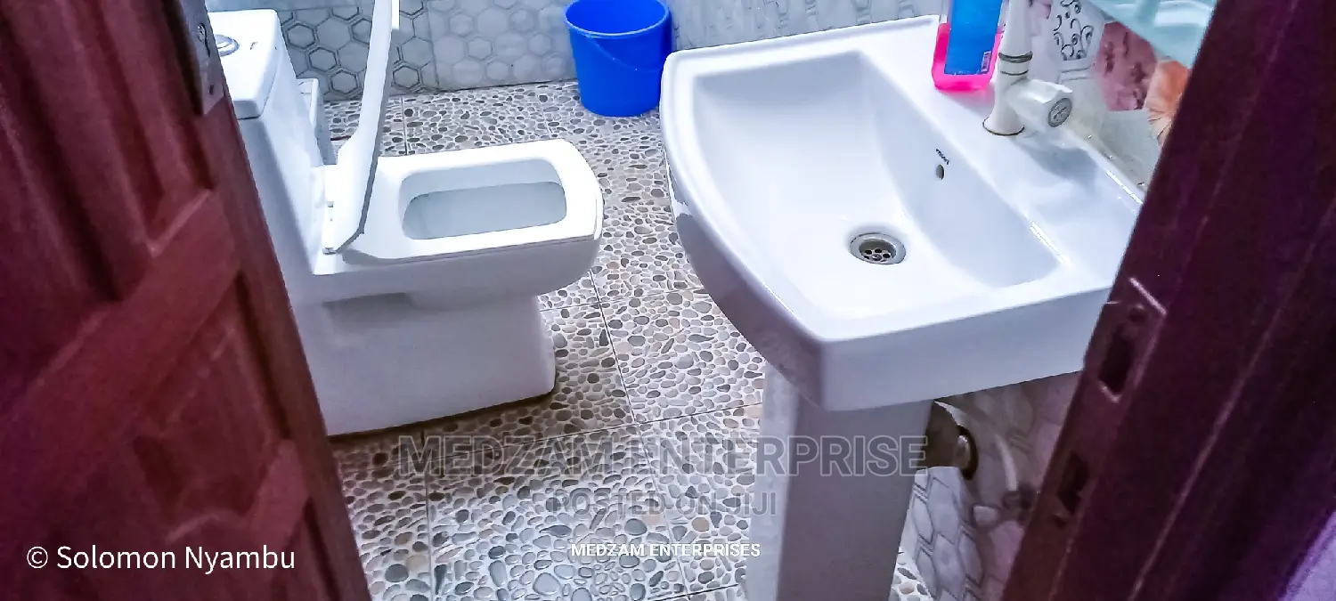 Studio Airbnb to Let at Kisimani Heights Apartments