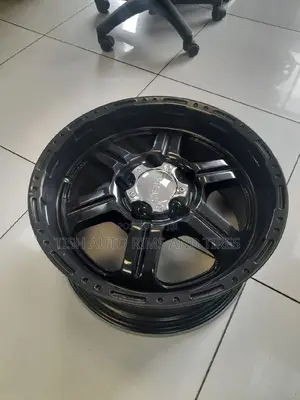 LX 570, Land Cruiser V8 Size 20 Rims Set