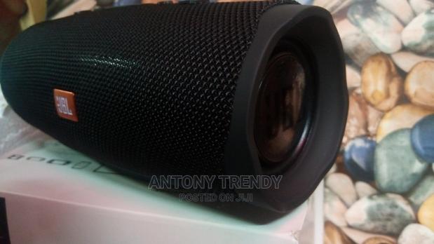 Portable Bluetooth Speaker With Full-spectrum, Powerful Sound - main view