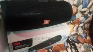Portable Bluetooth Speaker With Full-Spectrum, Powerful Sound