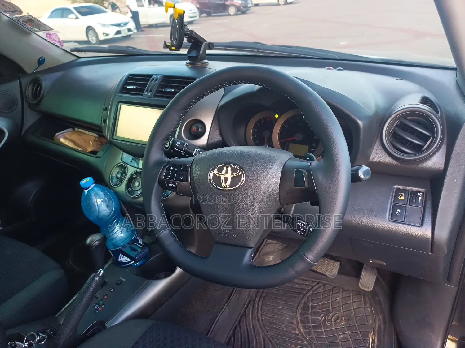 Toyota Vanguard 2012 Black