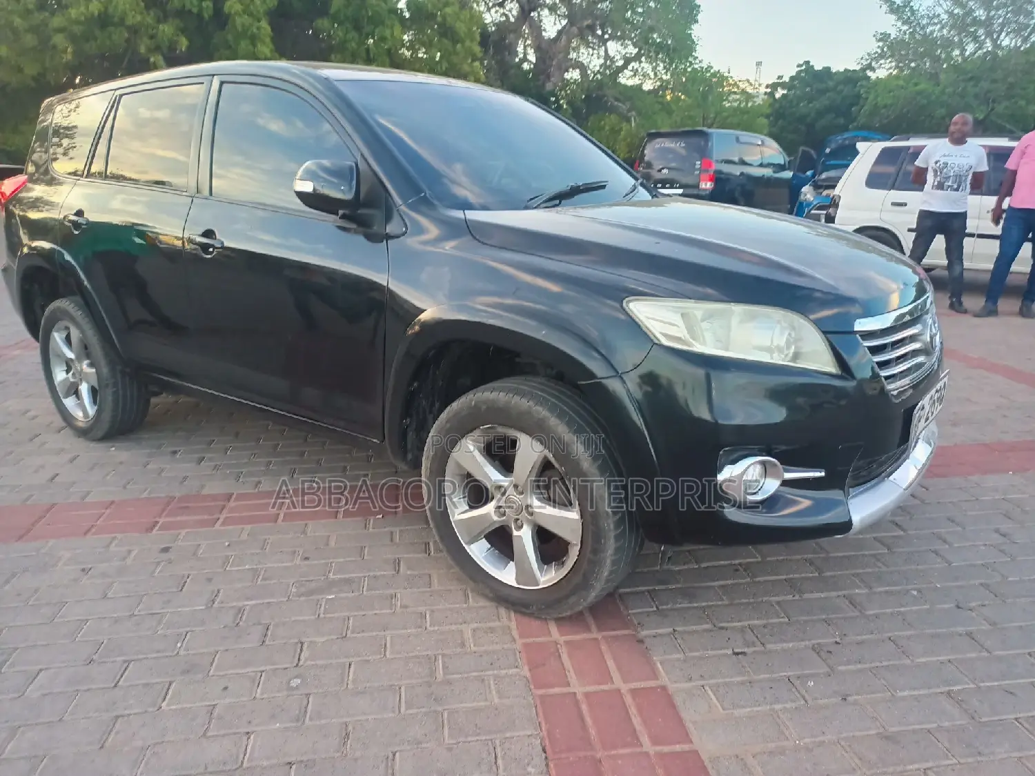 Toyota Vanguard 2012 Black