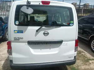Nissan NV200 2015 White