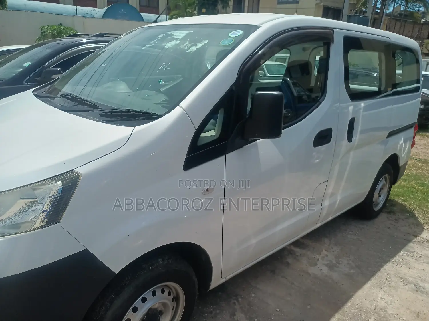 Nissan NV200 2015 White