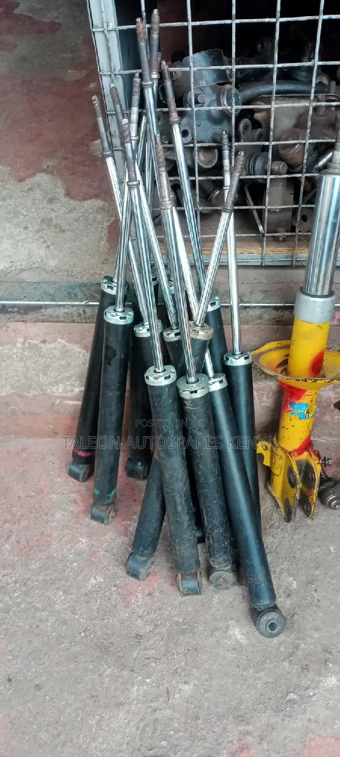 Toyota Belta,Vitz, Ractis, Fielder New Rear Shocks