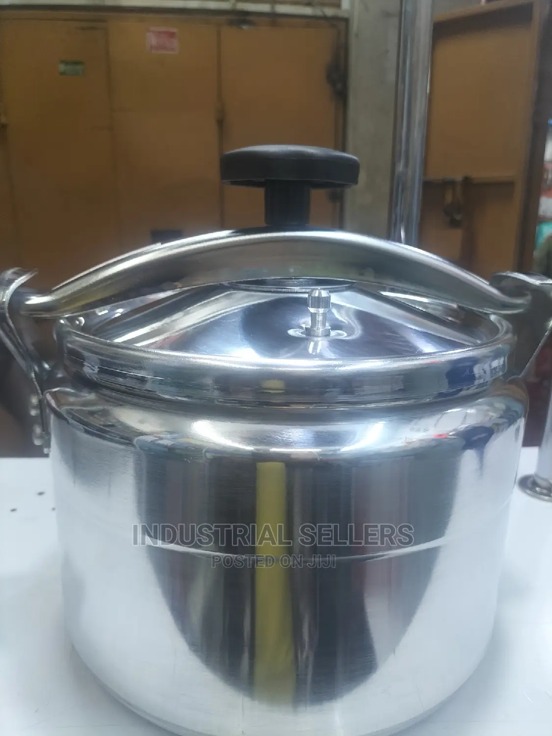 11l Aluminum Pressure Cooker