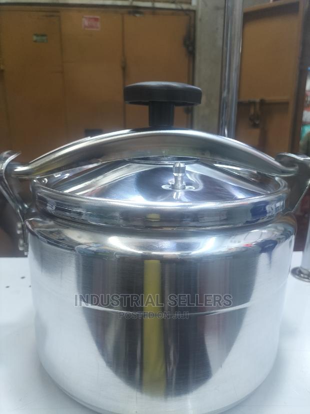 11l Aluminum Pressure Cooker