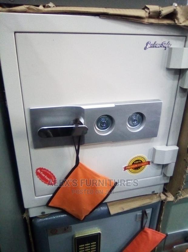 Safe Box 570 - main view