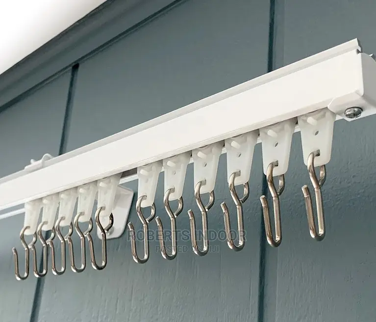 6 Meters Bendable Rails (Inclusive All Its Accessories)