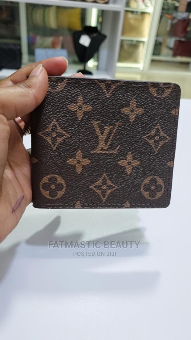 Louis Vuitton Wallet for Men - main view