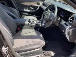 Mercedes-Benz E200 2017 Black