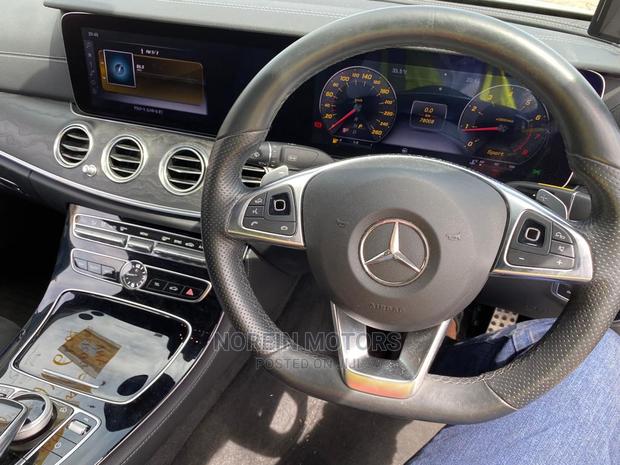 Mercedes-Benz E200 2016 Silver - thumbnail 6