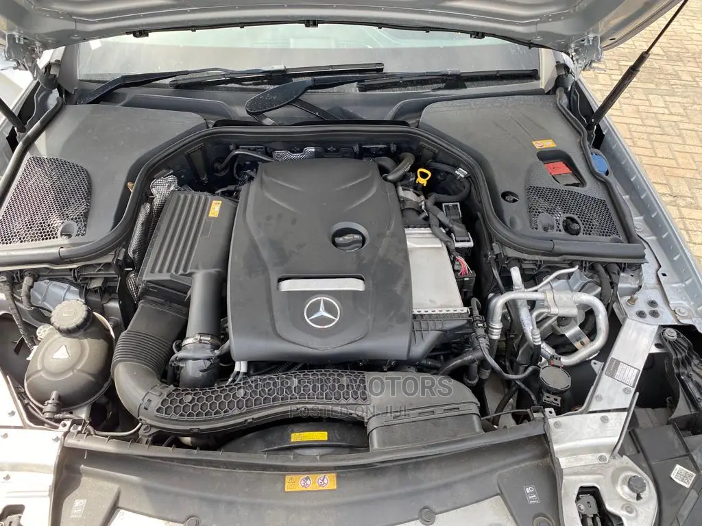 Mercedes-Benz E200 2016 Silver