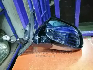Toyota Crown 2005 To 2007 Electric Side Mirrors