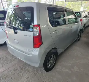 Suzuki Wagon 2016 Silver