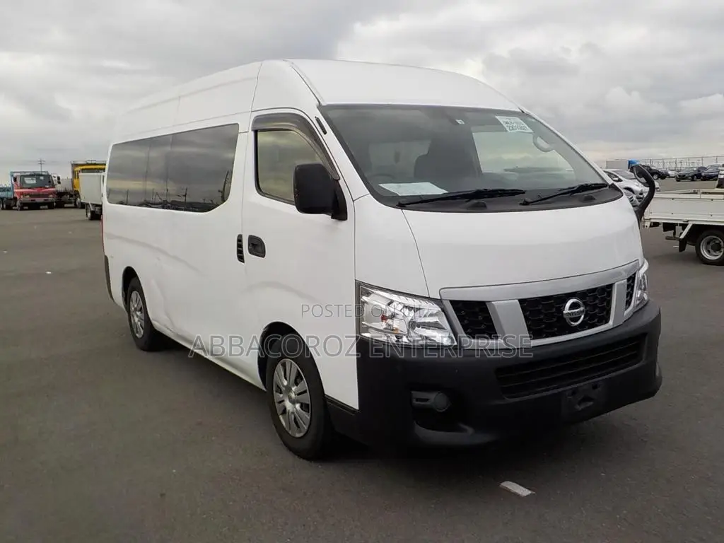 Nissan Caravan (Urvan) 2016 White