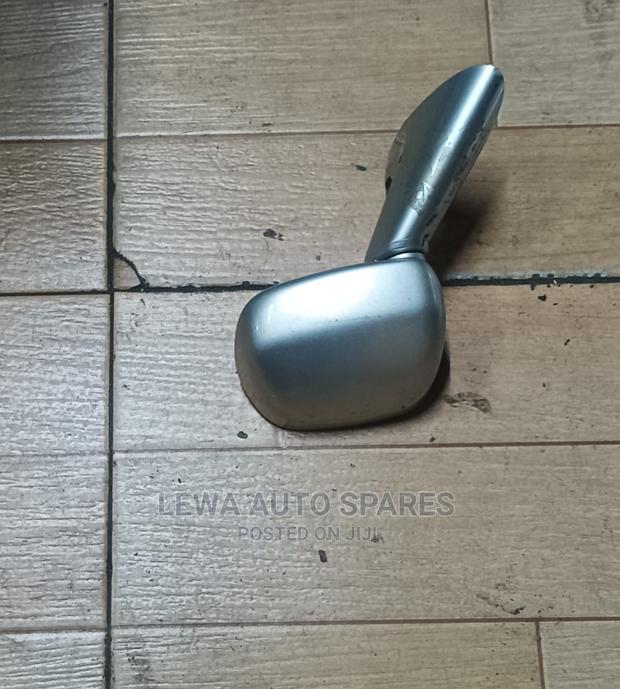 Wing Mirror Toyota - main view