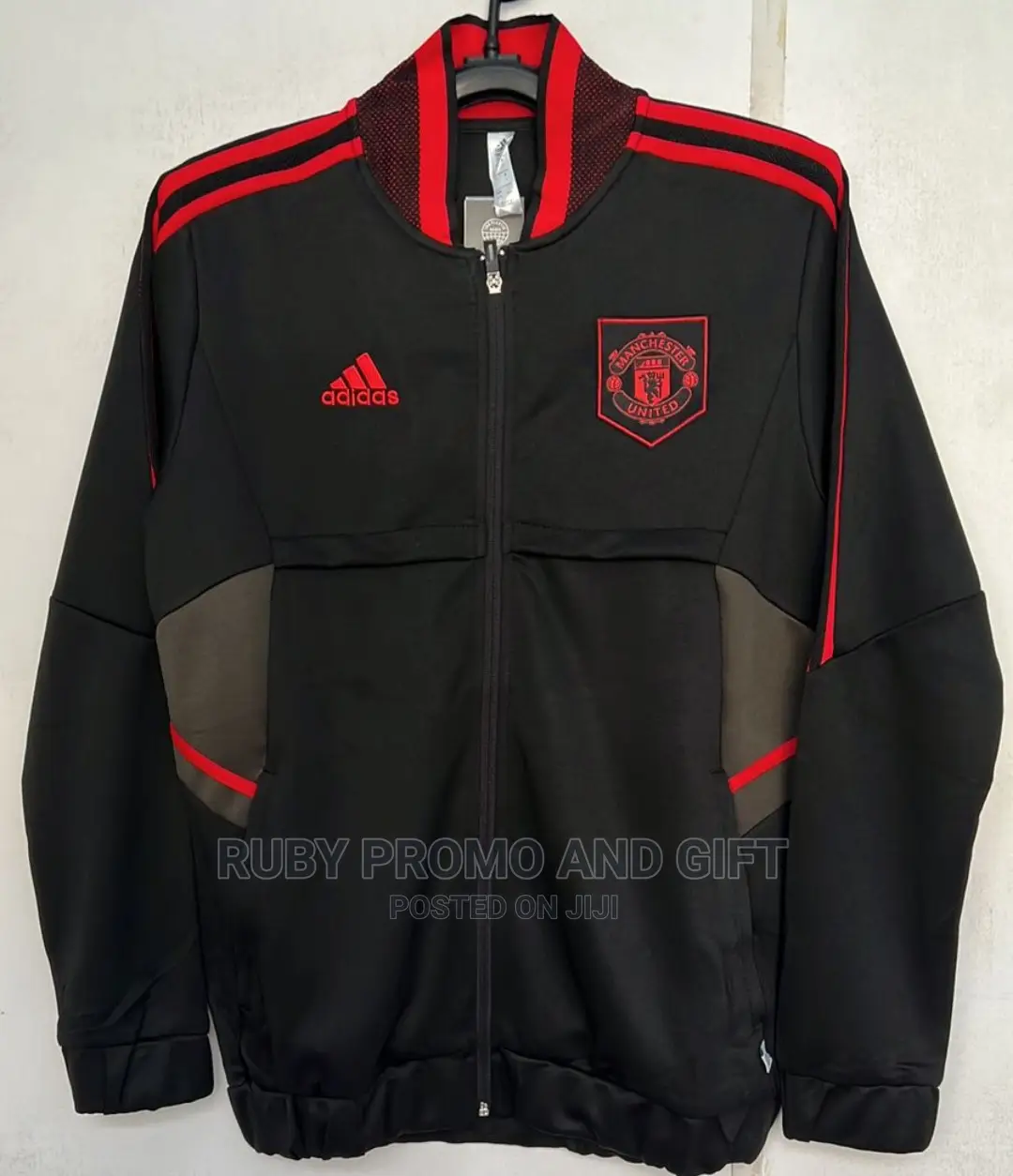 Manchester United Track Suite