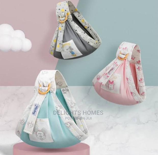 Baby Sling Carrier - thumbnail 3