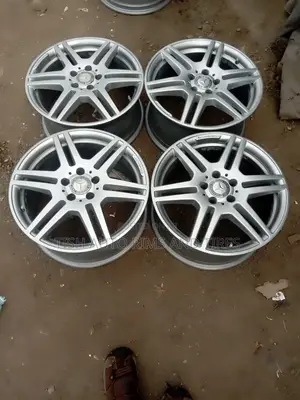 Size 18 Inch Mercedes Benz AMG Rims Set
