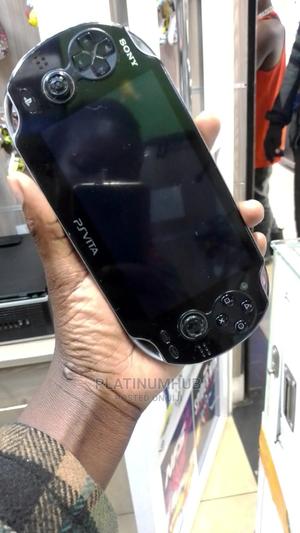 SONY Psvita (Refurbed) - thumbnail 2