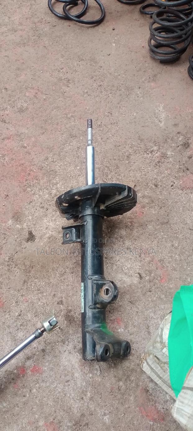 C180 W203 Shocks - thumbnail 2