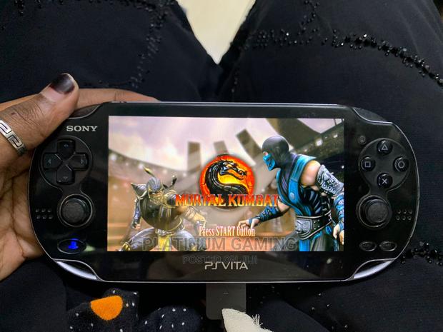 Sony Playstation Vita - main view