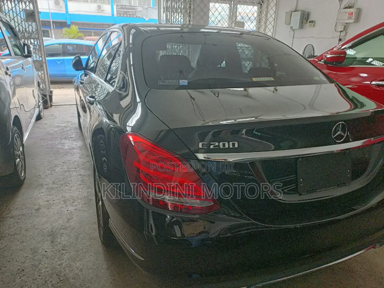 Mercedes-Benz C200 2016 Black