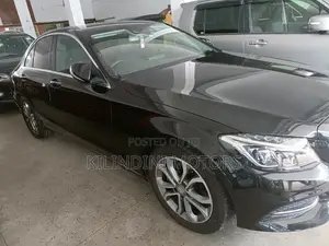 Mercedes-Benz C200 2016 Black