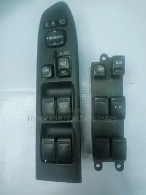 Nissan X-Trail NT30 Power Window Switch