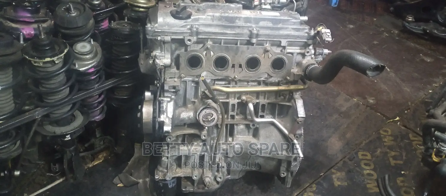 Toyota Noah Slim Engine
