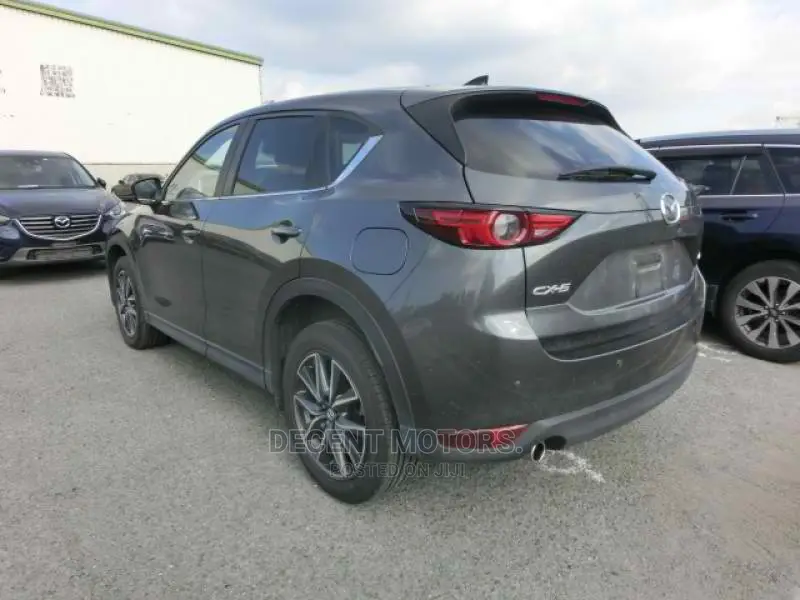 Mazda CX-5 2.2 Diesel FWD 2018 Gray