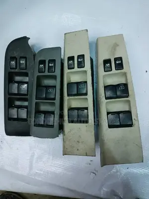 Nissan Note Main Door Switch