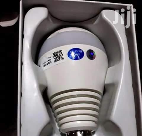 Nanny Spy Bulb Camera 360 Degrees View From Smartphone